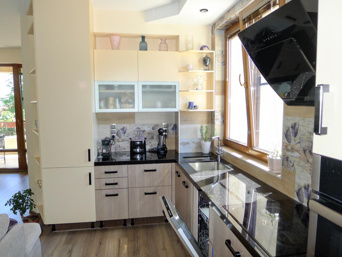 Sea Garden Lux Apartment Varna Exterior photo